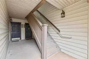 710 Garden Ct, Atlanta, GA 30328 - Photo 6