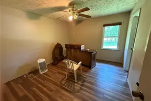 7260 Cox Rd, Cumming, GA 30028 - Photo 10