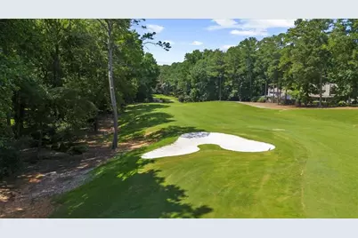 10155 Cresent Hill Lane, Roswell, GA 30076 - Photo 2