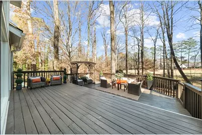 10155 Cresent Hill Lane, Roswell, GA 30076 - Photo 30