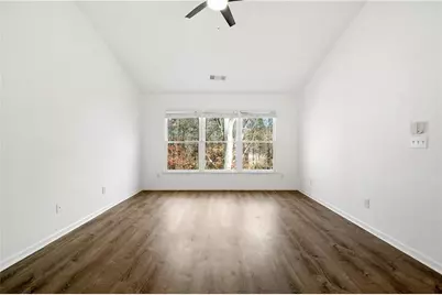 10895 Glenbarr Drive, Johns Creek, GA 30097 - Photo 14