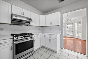 545 Sterling Pointe Ct, Lawrenceville, GA 30043 - Photo 18