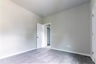 114 Canvas Ives Dr, Lawrenceville, GA 30045 - Photo 12