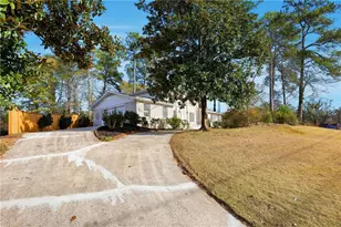 3648 Calumet Rd, Decatur, GA 30034 - Photo 2