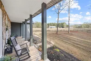 1297 Hodges Cir, Mansfield, GA 30055 - Photo 4