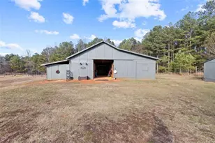 1297 Hodges Cir, Mansfield, GA 30055 - Photo 32