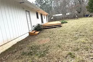 6174 Lower Dixie Lake Rd, Union City, GA 30291 - Photo 16