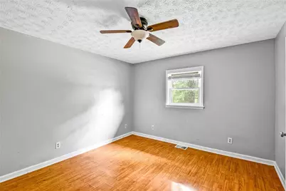 6174 Lower Dixie Lake Road, Union City, GA 30291 - Photo 20