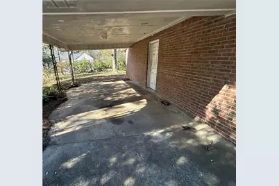 2181 Delowe Drive, East Point, GA 30344 - Photo 4