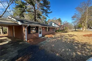 2181 Delowe Dr, East Point, GA 30344 - Photo 2