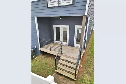 569 Middle Street SW, Atlanta, GA 30310 - Photo 2
