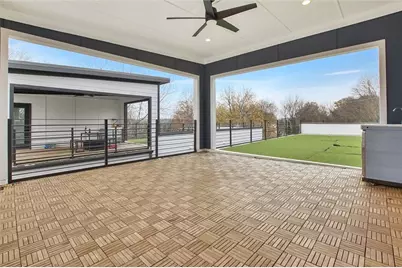 569 Middle Street SW, Atlanta, GA 30310 - Photo 32