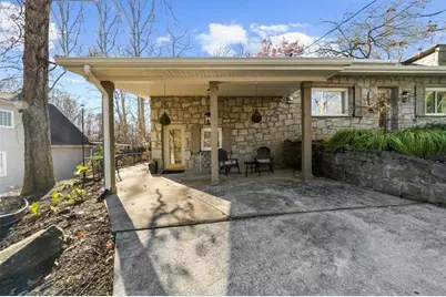 6386 Tuggle Drive, Buford, GA 30518 - Photo 4