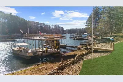 6386 Tuggle Drive, Buford, GA 30518 - Photo 4