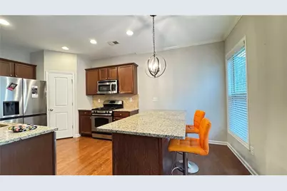 2160 Greencrest Circle, Alpharetta, GA 30004 - Photo 10