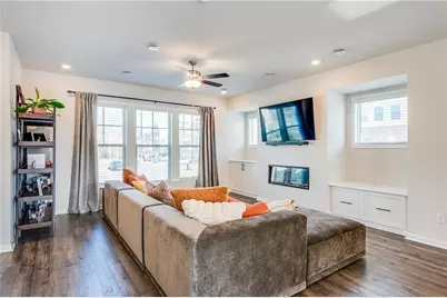 1634 Halbrook Place SW, Marietta, GA 30008 - Photo 4