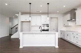 1330 Jordan Brook Dr, Lawrenceville, GA 30043 - Photo 2