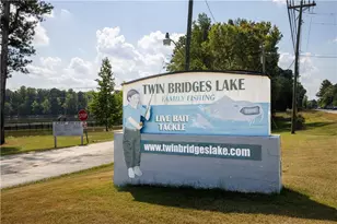 1330 Jordan Brook Dr, Lawrenceville, GA 30043 - Photo 48