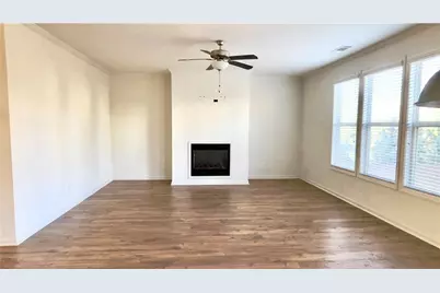 5406 Town Square Way, Flowery Branch, GA 30542 - Photo 6