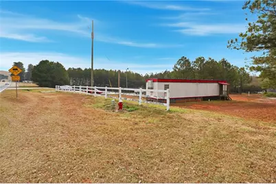 1052 Carl-Bethlehem Road, Winder, GA 30680 - Photo 10