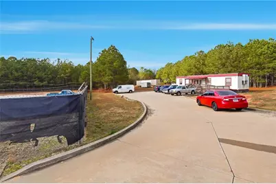 1052 Carl-Bethlehem Road, Winder, GA 30680 - Photo 8