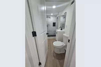 332 W Downing Court, Jonesboro, GA 30238 - Photo 10