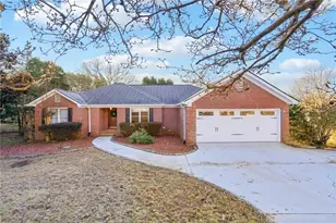 3415 S View Trail, Gainesville, GA 30506 - Photo 2