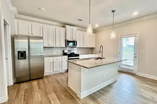 1702 Dover Creek Ln, Lawrenceville, GA 30045 - Photo 12