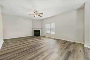 323 Bandelier Cir, Hampton, GA 30228 - Photo 6