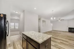 323 Bandelier Cir, Hampton, GA 30228 - Photo 10