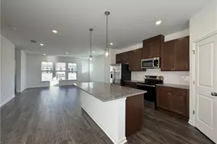 516 Provence Gate Ln, Lawrenceville, GA 30044 - Photo 4