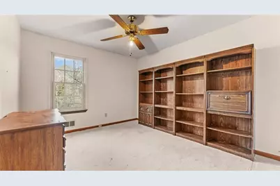 570 Candlewick Lane NW, Lilburn, GA 30047 - Photo 12