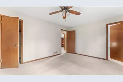 570 Candlewick Lane NW, Lilburn, GA 30047 - Photo 22