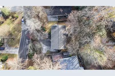 570 Candlewick Lane NW, Lilburn, GA 30047 - Photo 30