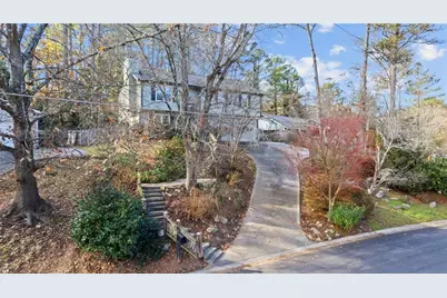 570 Candlewick Lane NW, Lilburn, GA 30047 - Photo 2