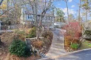 570 Candlewick Ln NW, Lilburn, GA 30047 - Photo 2