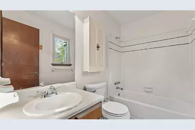 570 Candlewick Lane NW, Lilburn, GA 30047 - Photo 18