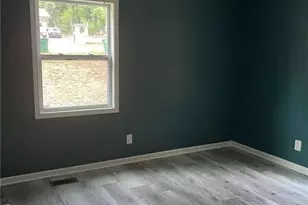 755 Cascade Dr, Forest Park, GA 30297 - Photo 6