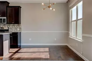 7601 Summer Berry Ln, Lithonia, GA 30038 - Photo 12