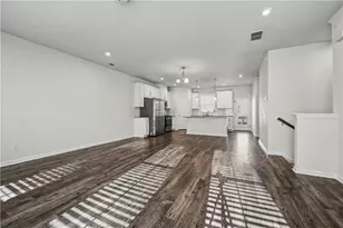 3668 Hidden Valley Cir, Lawrenceville, GA 30044 - Photo 2