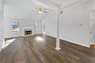 1286 Crestridge Ln, Riverdale, GA 30296 - Photo 4