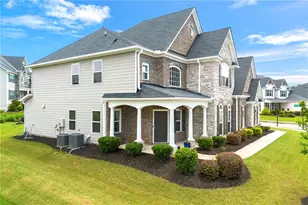 4105 Vista Pointe Dr, Cumming, GA 30028 - Photo 2