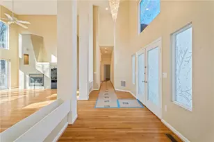 3010 Bluffton Way, Roswell, GA 30075 - Photo 2