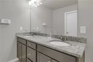 2004 Brittlebank Ln, Lawrenceville, GA 30043 - Photo 10