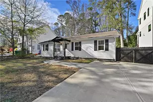 1728 Wayland Cir NE, Brookhaven, GA 30319 - Photo 2