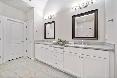 1094 Township Square, Alpharetta, GA 30022 - Photo 18