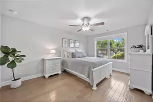 1094 Township Square, Alpharetta, GA 30022 - Photo 22