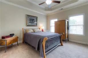 1002 Township Square, Alpharetta, GA 30022 - Photo 16