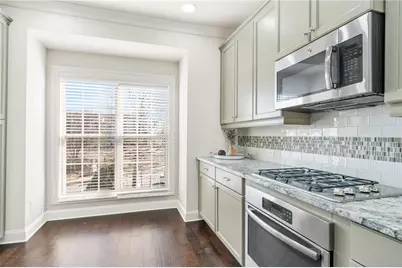 1002 Township Square, Alpharetta, GA 30022 - Photo 12