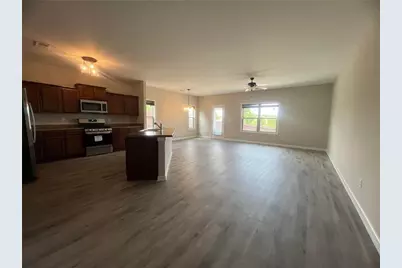 1053 Sutherland Drive, Winder, GA 30680 - Photo 6